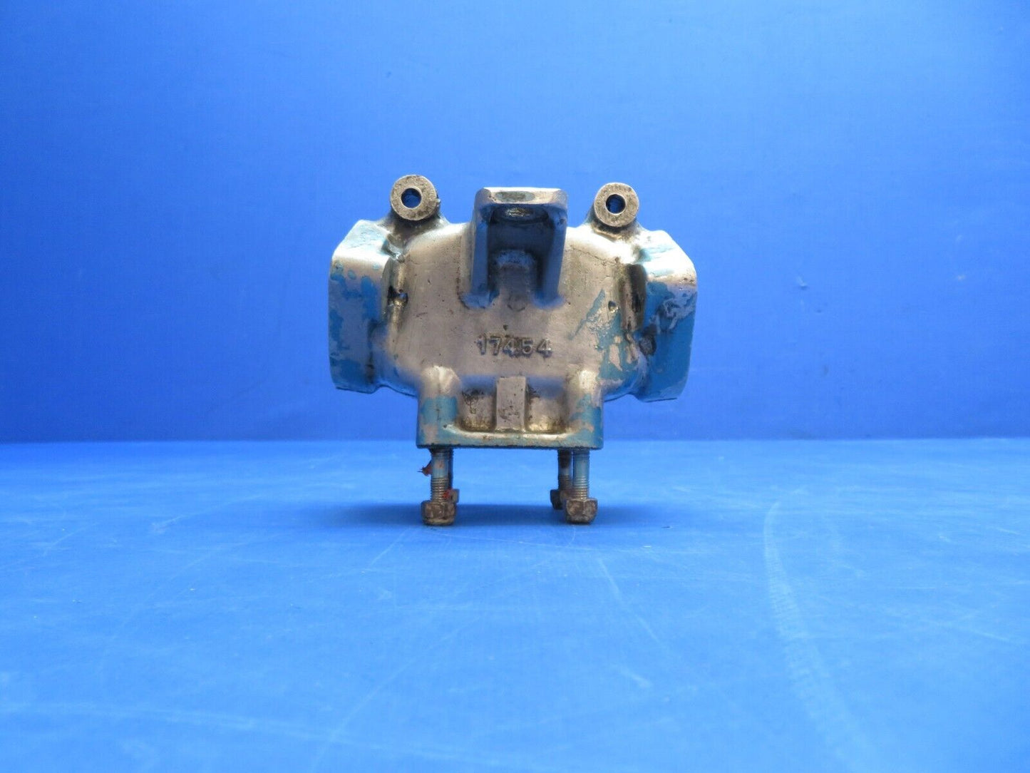 Stinson 108-1 Franklin 6A4150 Distributing Zone P/N 18213 (0823-494)