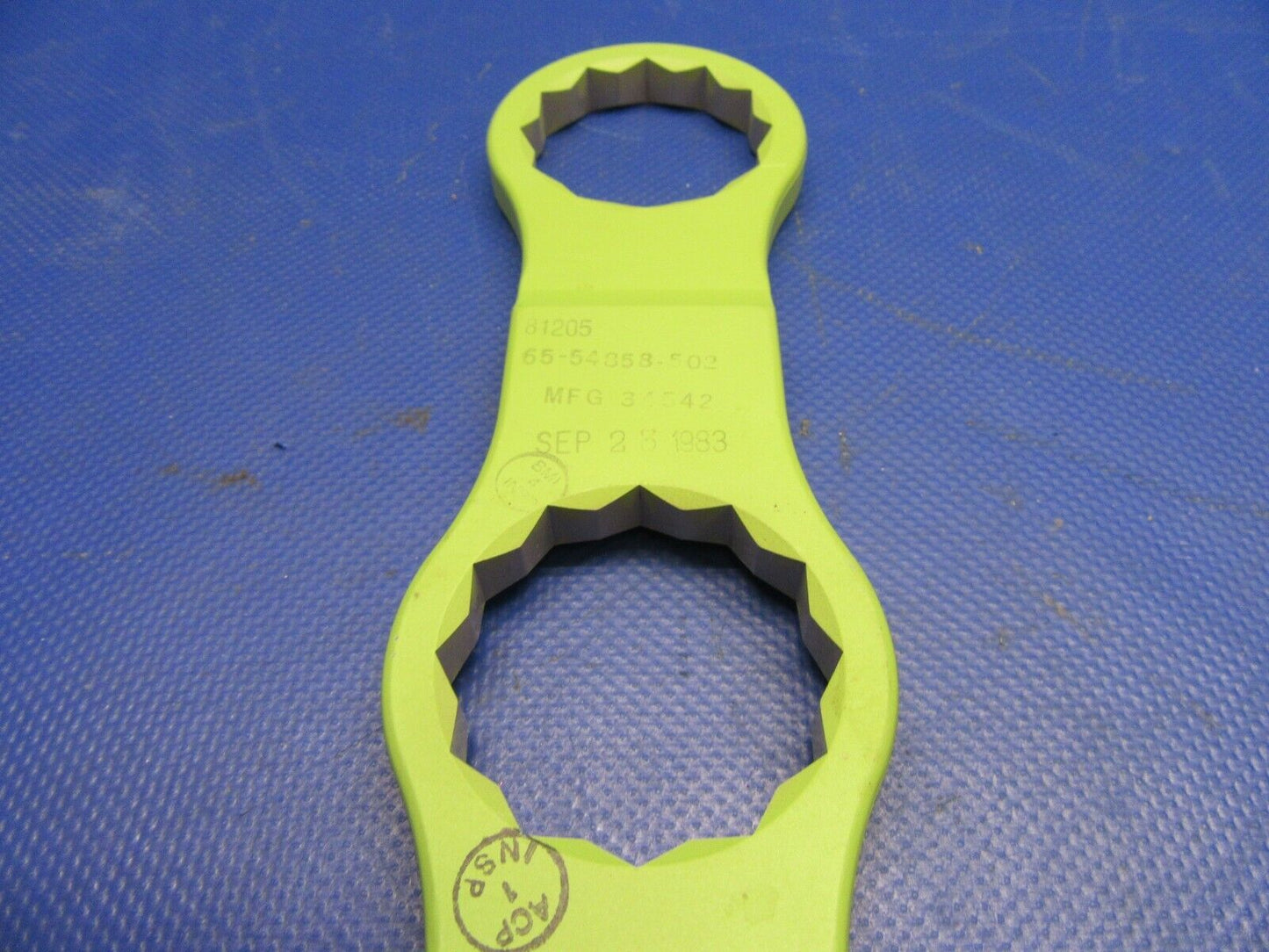 Lock P/N 65-54858-502 (0821-332)