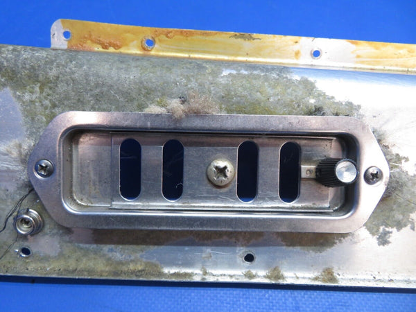Piper PA-34-200T Seneca II LH Cabin Heat Duct Assy P/N 37161-00 (0223-938)