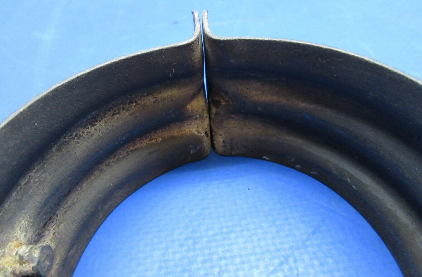 Pinned Aircraft Exhaust Clamp 2- 1/2" (0923-851)