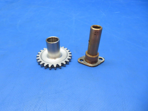 Continental E-225-8 Drive Idler Gear & Shaft P/N 352014, 35999 (0823-405)