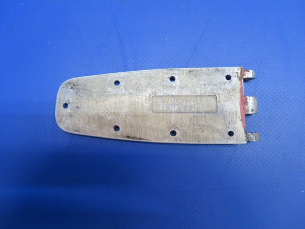 Cessna 210 Cabin Door LWR AFT Hinge P/N 0711037-21 (1122-109)