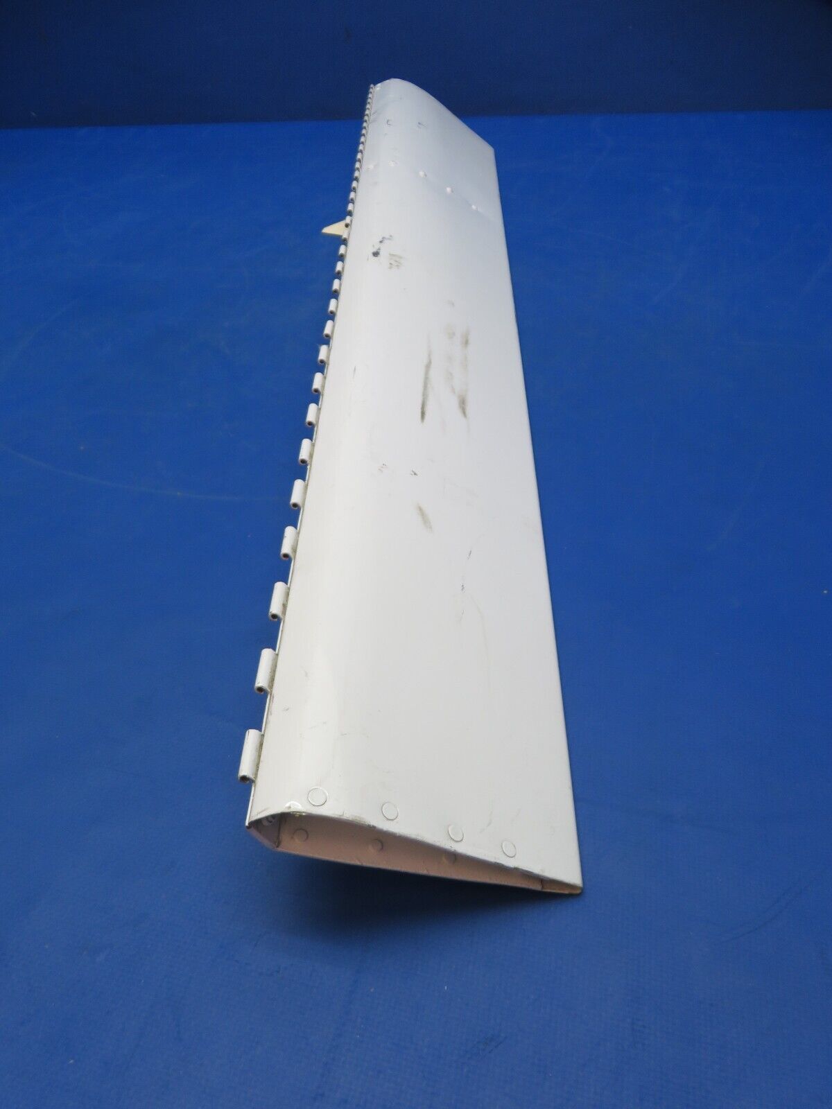 Beech 50 / Twin Bonanza LH Elevator Tab Assy P/N 50-610017-1 (0923-573)