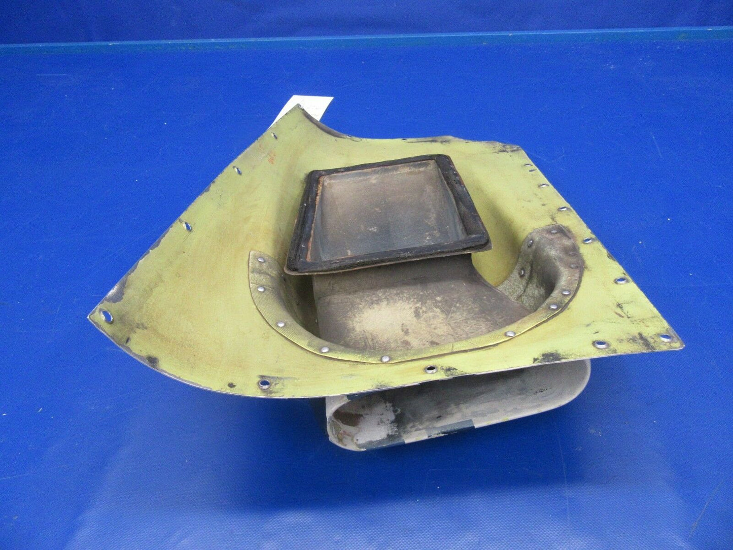 Beech Baron 58P Induction Air Door Assy Cowling RH P/N 102-910018-15 (0318-292)