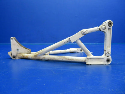 Cessna 310P Truss Assy Drag Brace Nose Gear P/N 5042002-1 (0620-729)