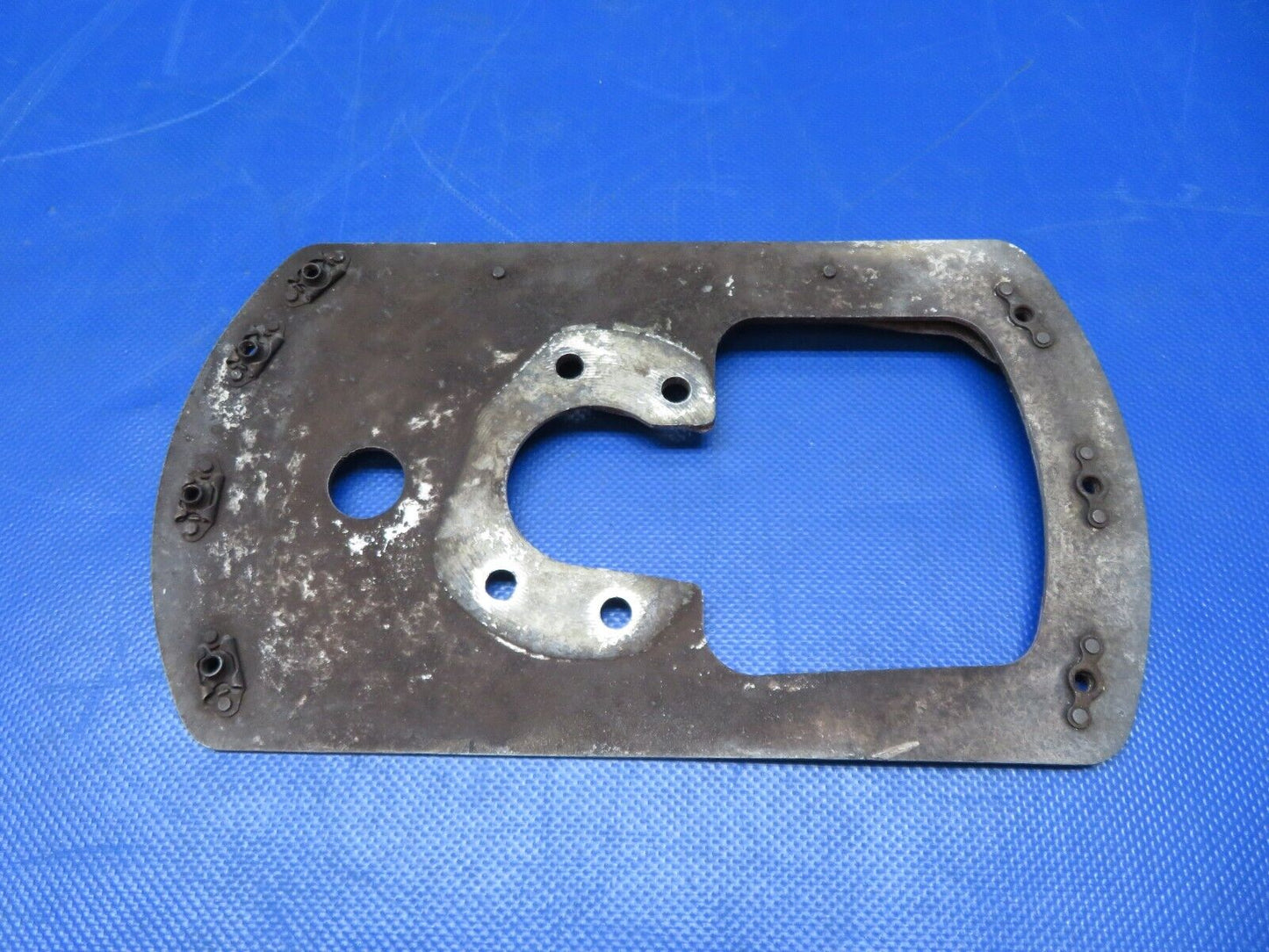Cessna 172 LH Mounting Plate Assy P/N 0541220-1 (0124-335)