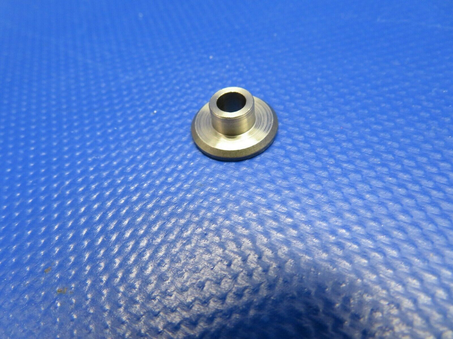 Pratt & Whitney Sleeve Bushing P/N 3011876 NOS (1120-371)