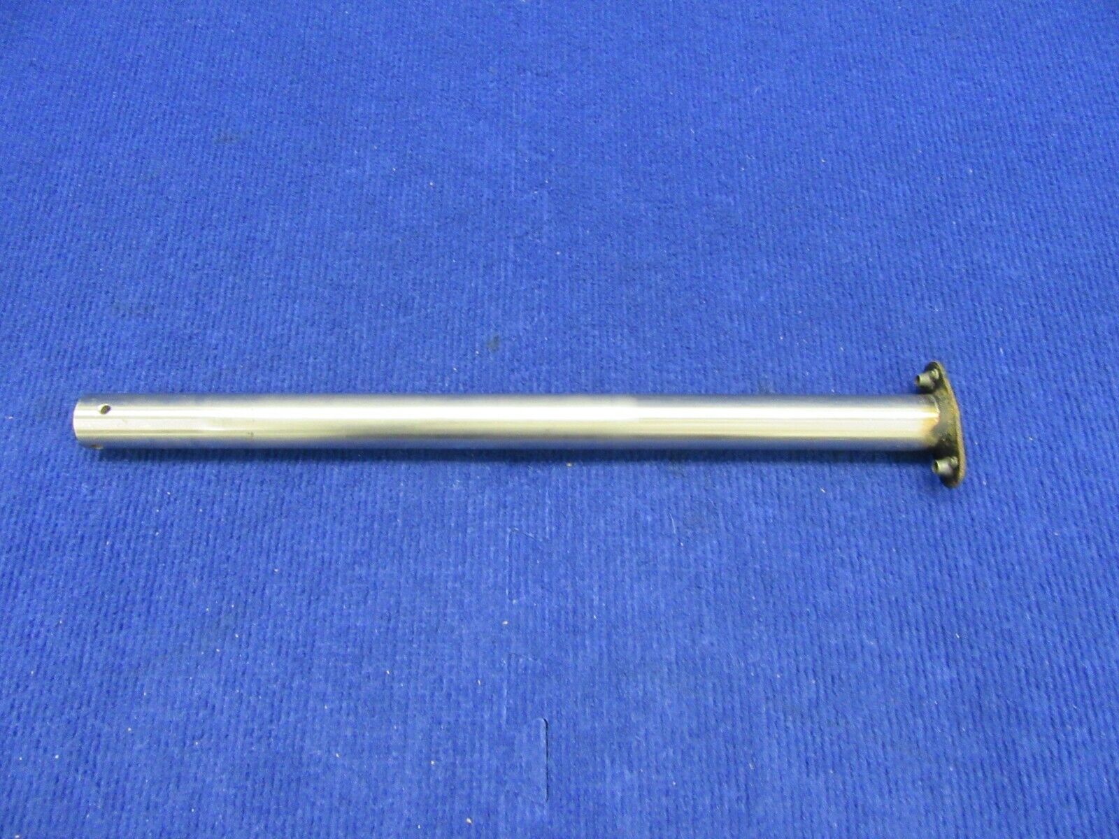 Piper PA-38-112 Tomahawk Control Wheel Shaft 77846-02, 77846-002 (1221-434)