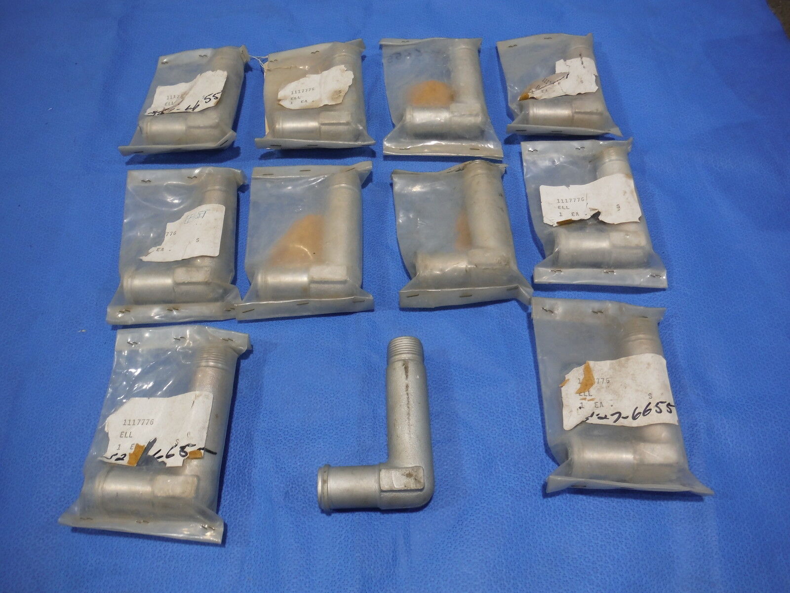 Elbow, Pipe to Hose  Lot of 11   P/N 1117776  (715-02)