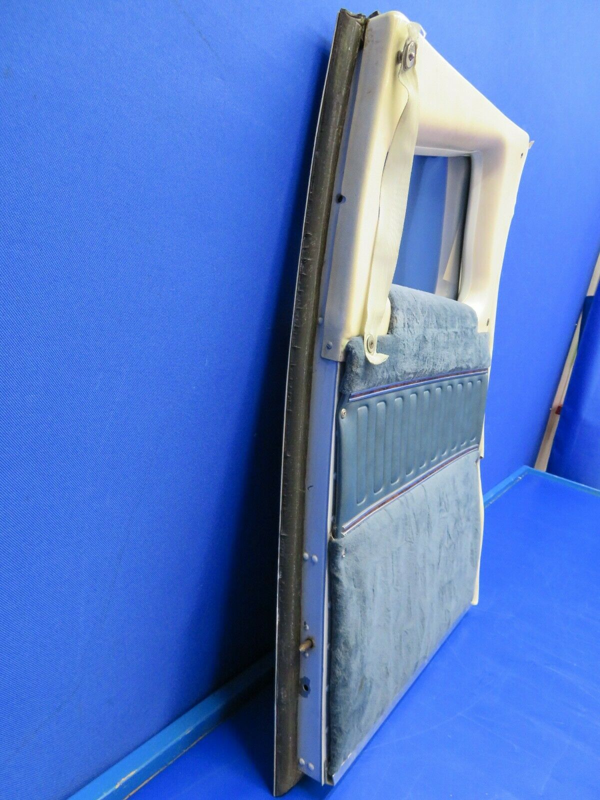 Piper PA-32RT-300 Cargo Door/ AFT Baggage P/N 69858-02, 69858-002 (0520-572)