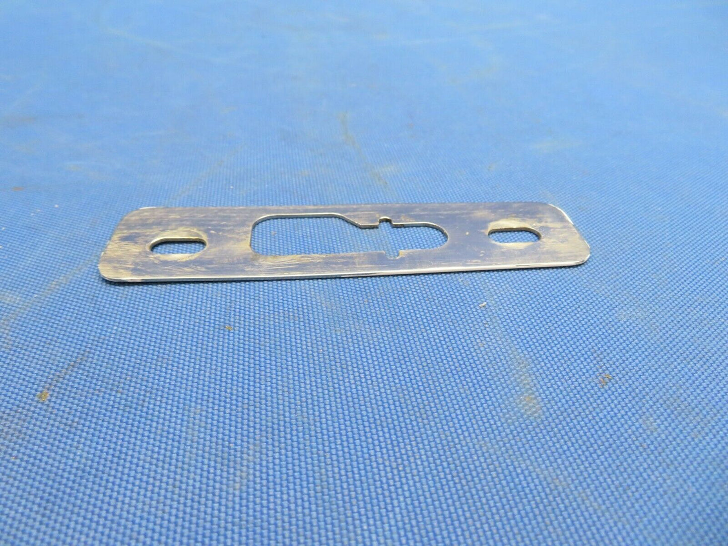 Rockwell Commander 112A Cover Cabin Door Catch RH P/N 43737-2 (1020-338)