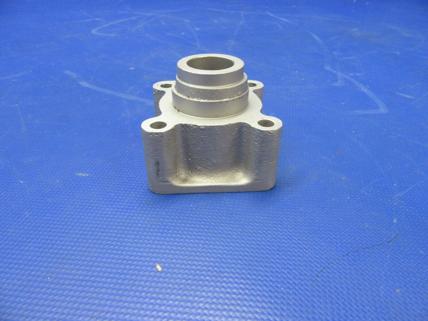 Lycoming 0-320-E3D Vacuum Pump Adapter P/N 61098 (0421-381)