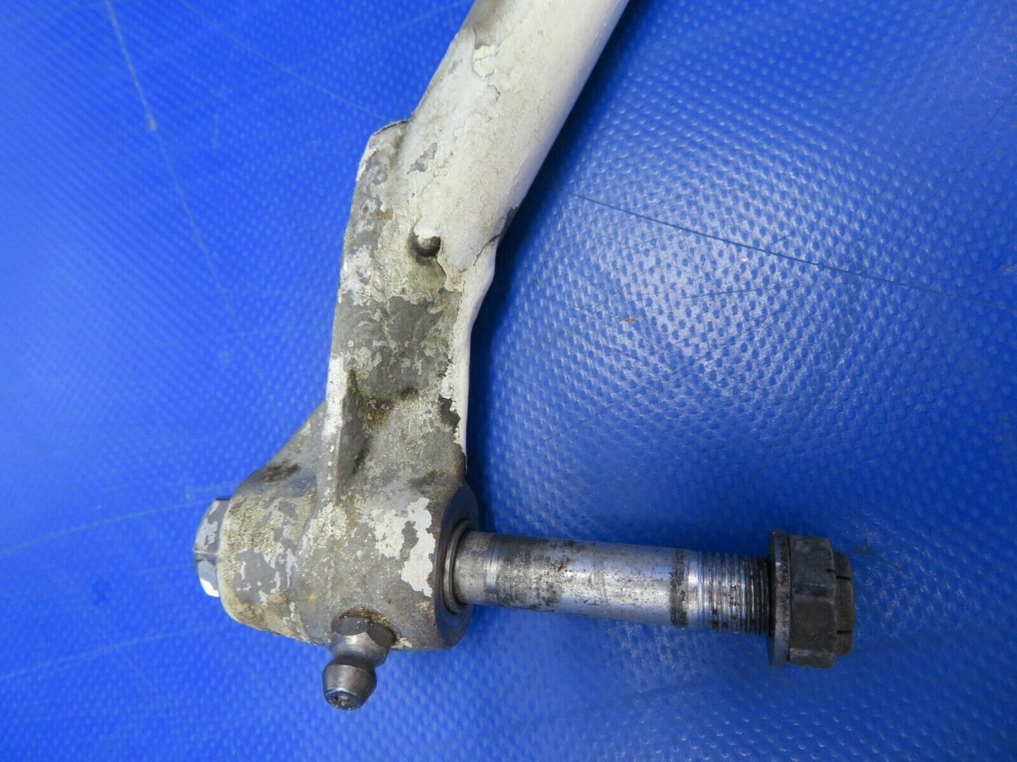 Beech Baron 95-B55 Nose Gear Retract Brace Welded P/N 002-820018-3 (0620-534)