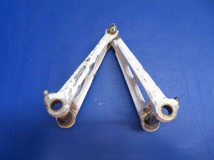 Beech Main Gear Torque Links P/N 45-815011-6, 45-815015-6 (0223-528)