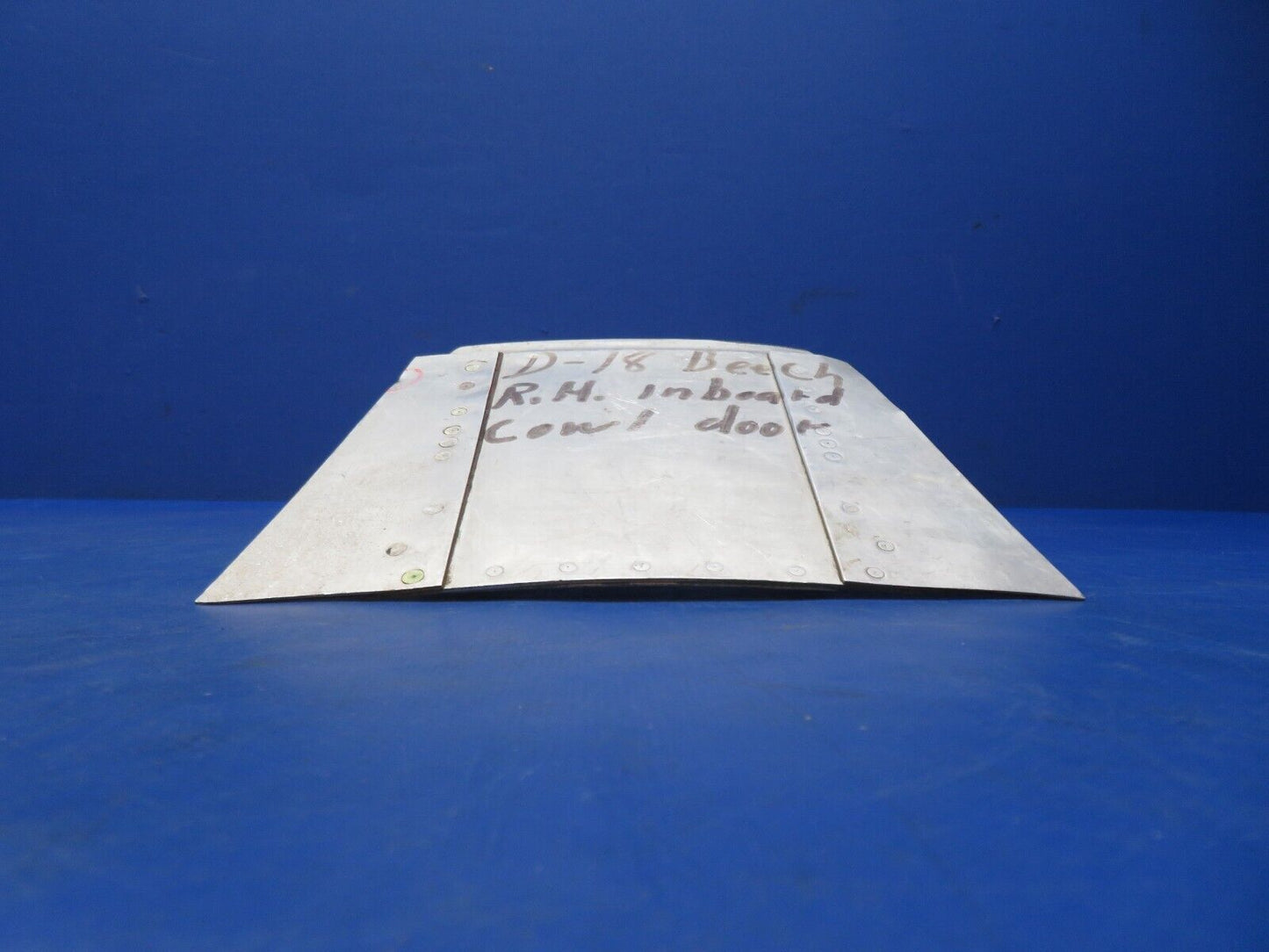 Beech D18 RH Center Cowl Flap Door P/N 185971RH (1023-204)