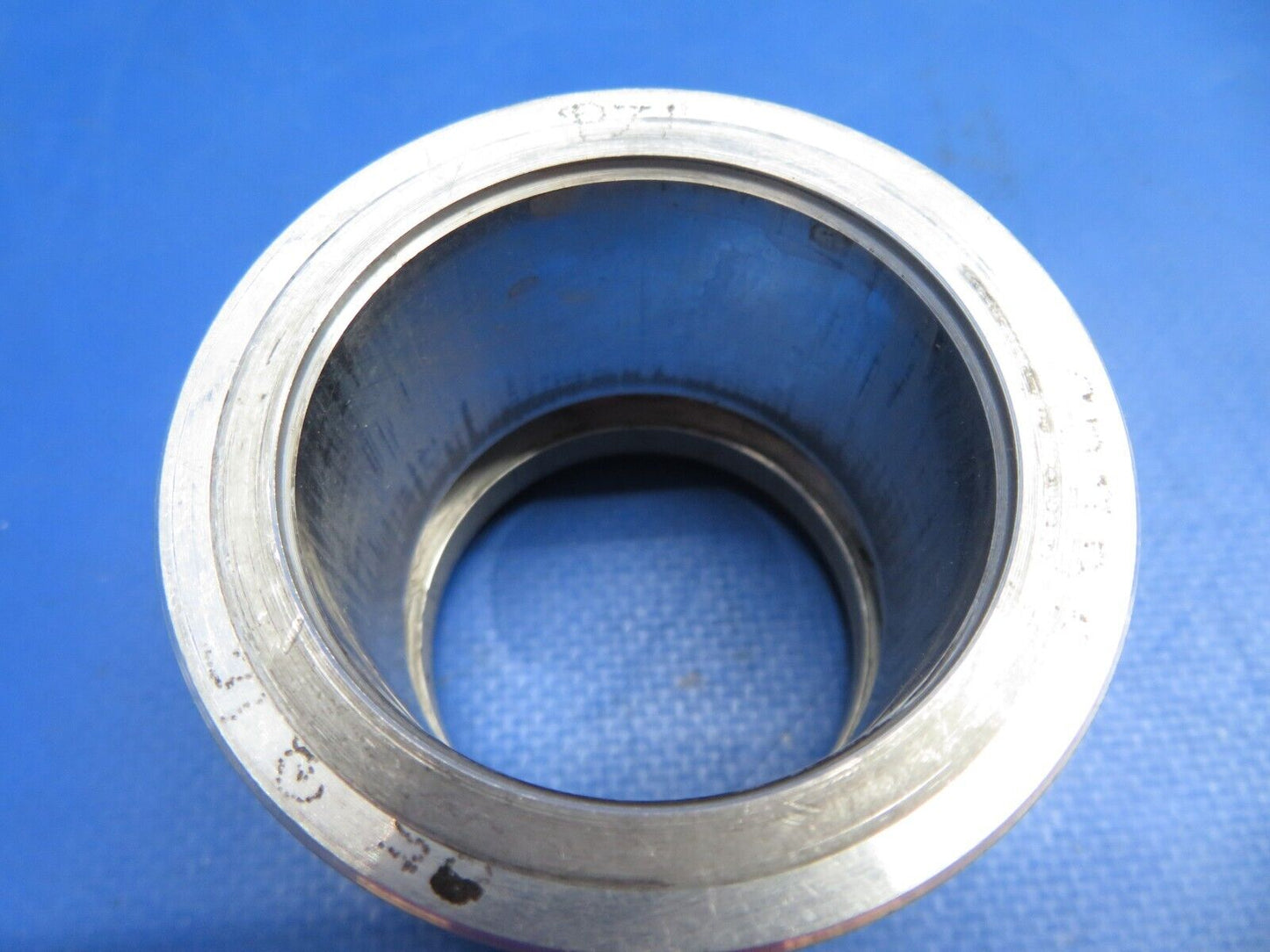 Piper Bearing LWR Strout Tube Nose Gear.  P/N 67755-00 (0523-1040)