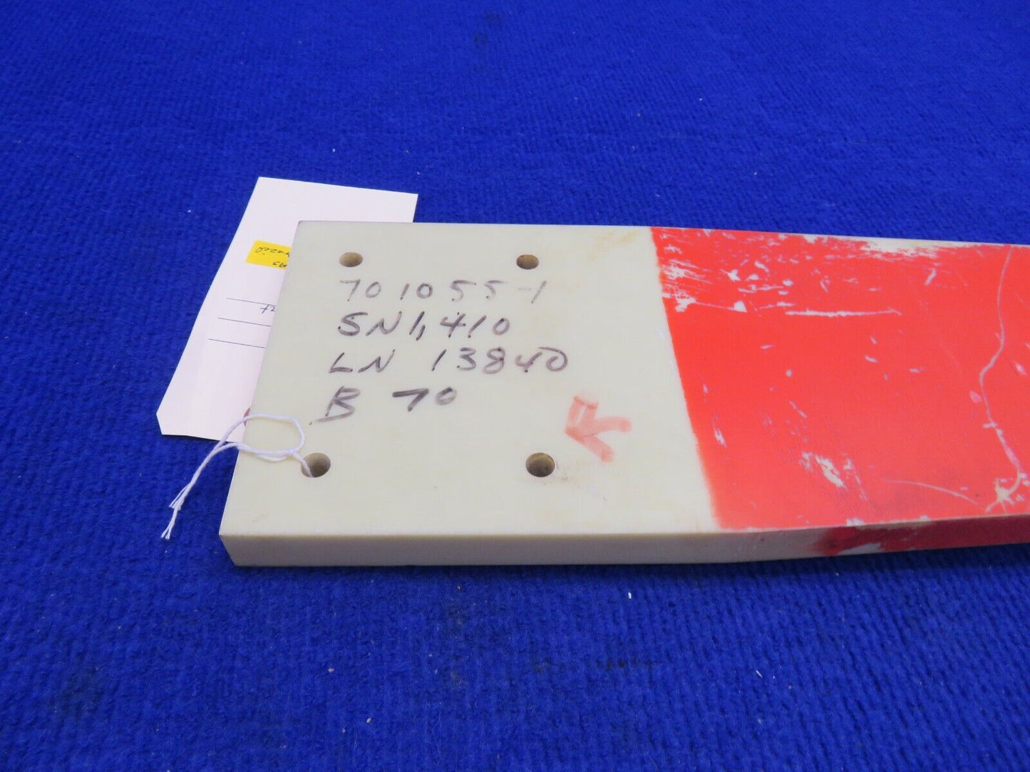 Grumman AA-1A Main Landing Gear Strut RH w Axle PN 701055-1, 701042-1 (0322-422)
