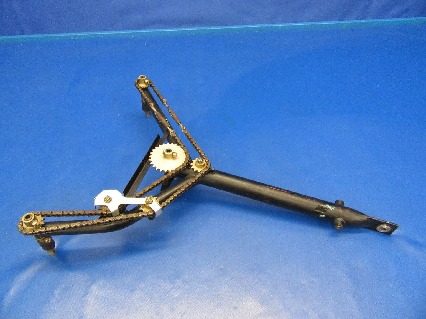 Cessna 150 152 Control Column Y Assy P/N 0460128-1 (0617-152)