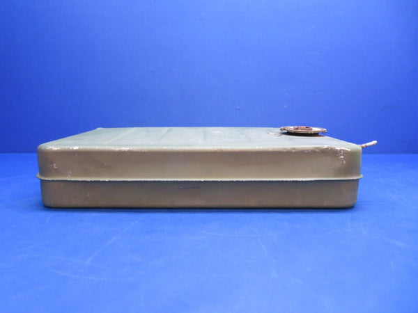 Early Cessna 172 RH Fuel Tank P/N 0592300-5 (0823-474)