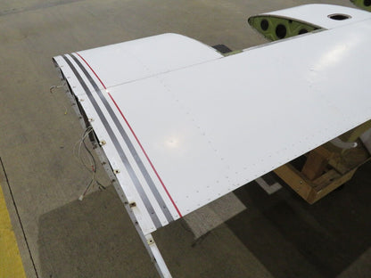 1978 Piper PA-34-200T Seneca LH Wing P/N 37093-03 (0423-104)