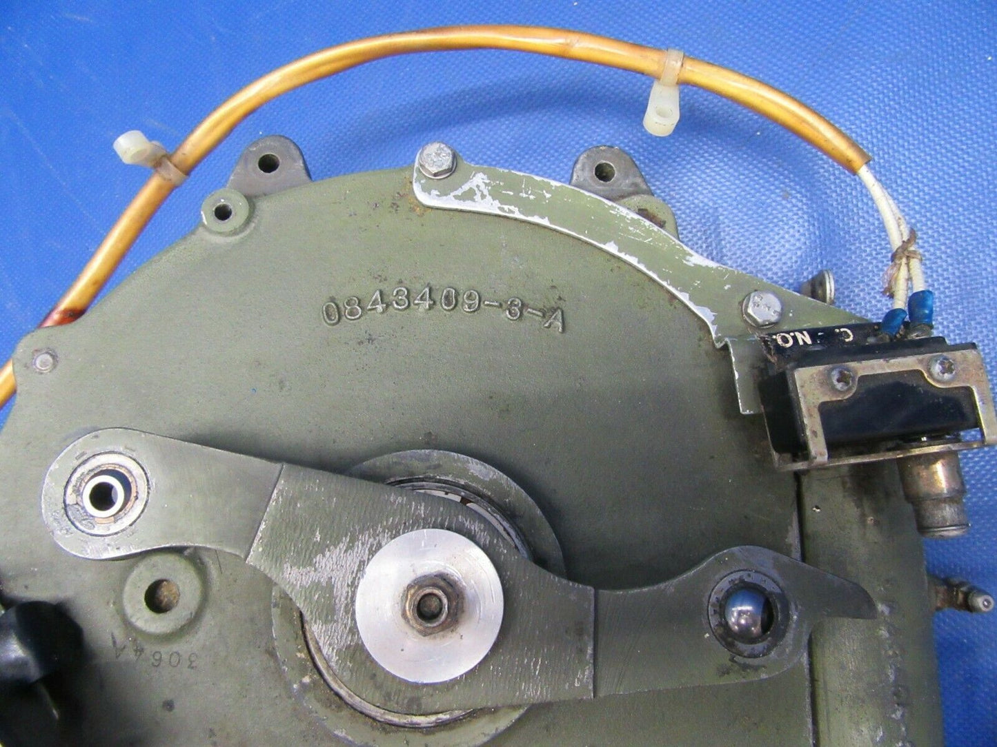Cessna 310 Landing Gear Actuator / Gear Box P/N 0894000-11 (1021-430)