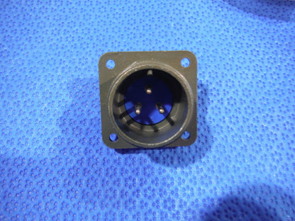 Amphenol Electrical Connector  LOT O 3  P/N MS3102A-16S-5P  (815-41)