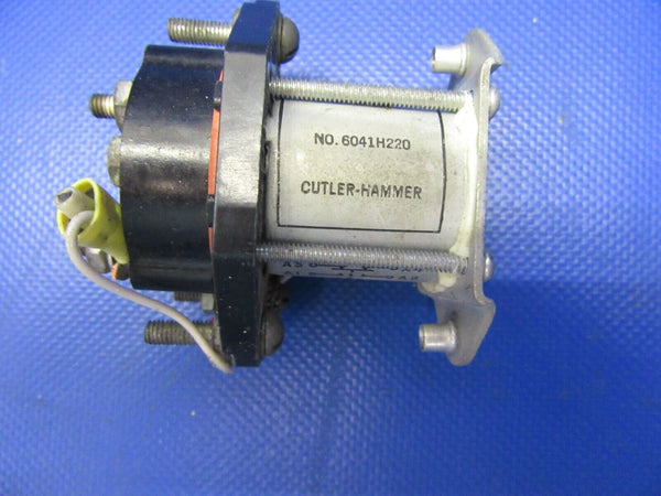 Beech 95-B55 Baron Cutler Hammer Relay P/N 6041H220 (0621-669)