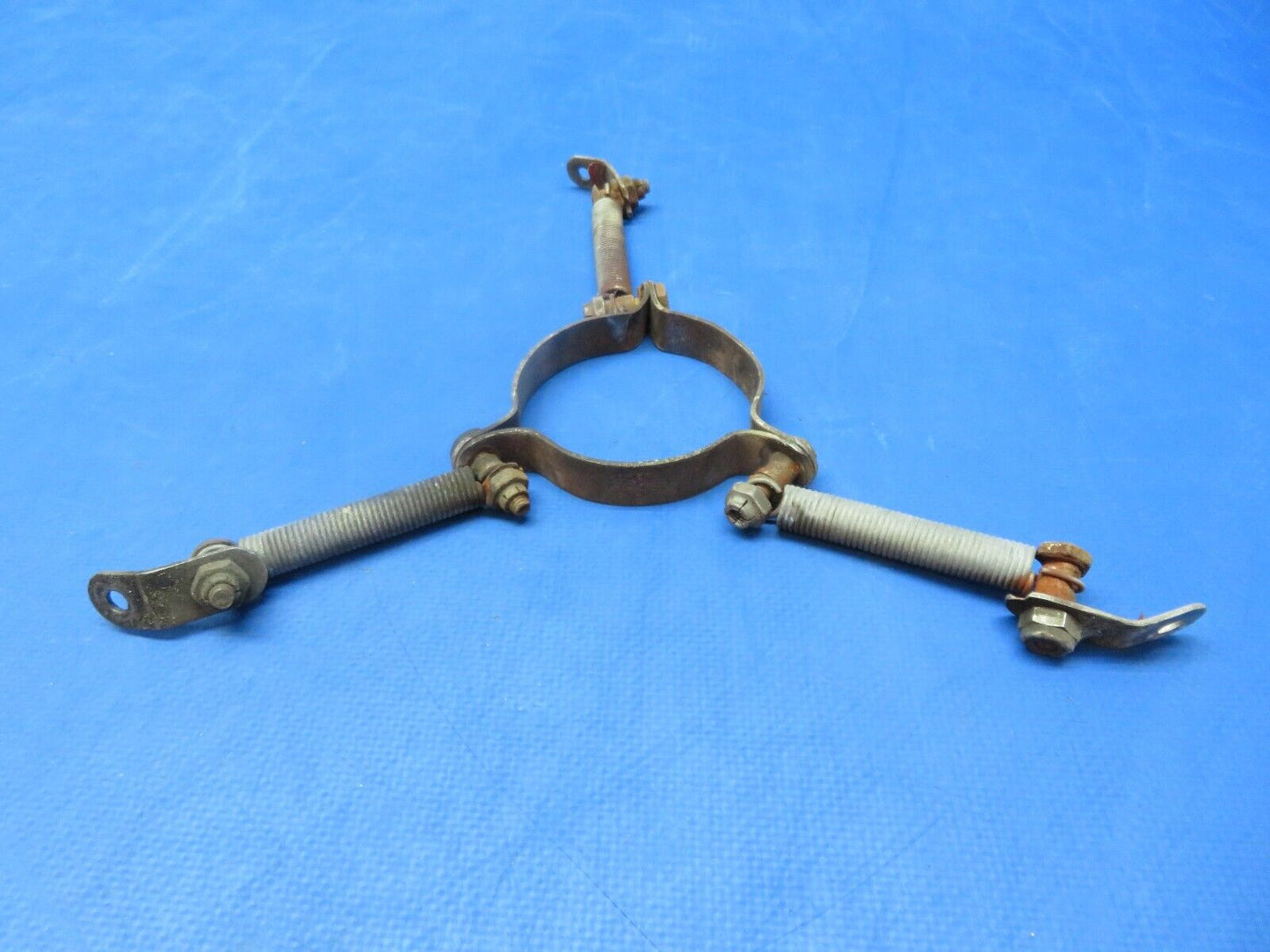 Early Cessna 310B Exhaust Stack Centering Clamp 0852000-28 (1223-149)