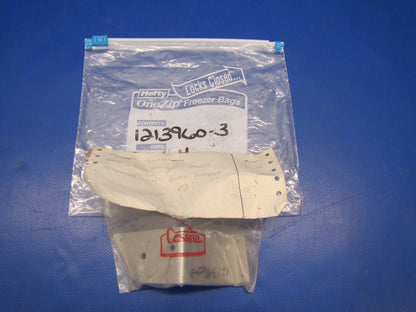 Cessna 206 & T206 Bracket Cowl Flap Control LH P/N 1213960-3 NOS (0517-38)