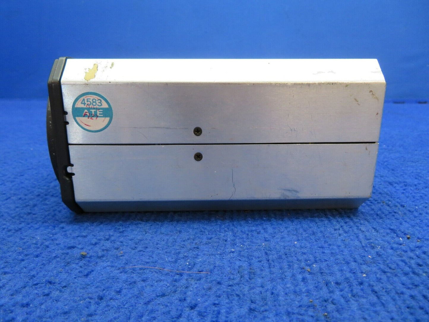 King KI 208 VOR / LOC Converter / Indicator w/ 8130 P/N 066-3056-00 (0622-839)
