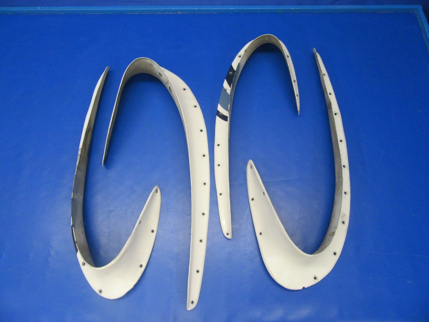 Beech Baron 58P Nacelle Fairing Set LH & RH P/N 96-110010-21 4-pcs (0418-60)