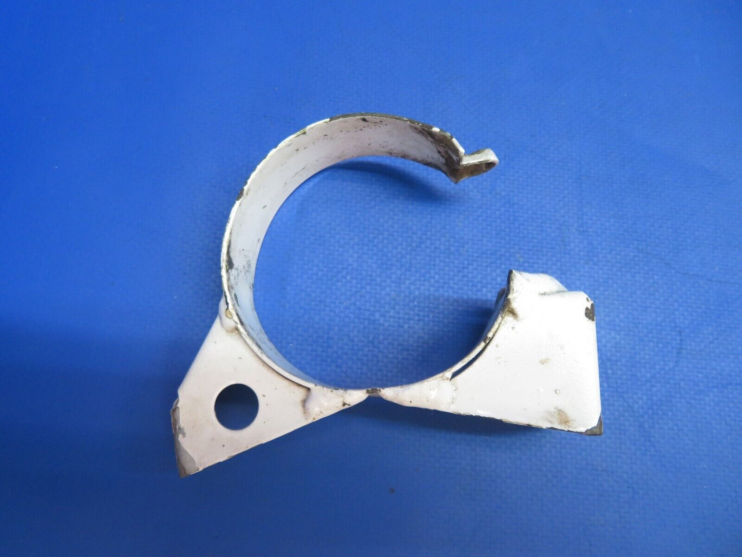 Beech Main Gear Brake Line Clamps LOT OF 2 (0223-970)