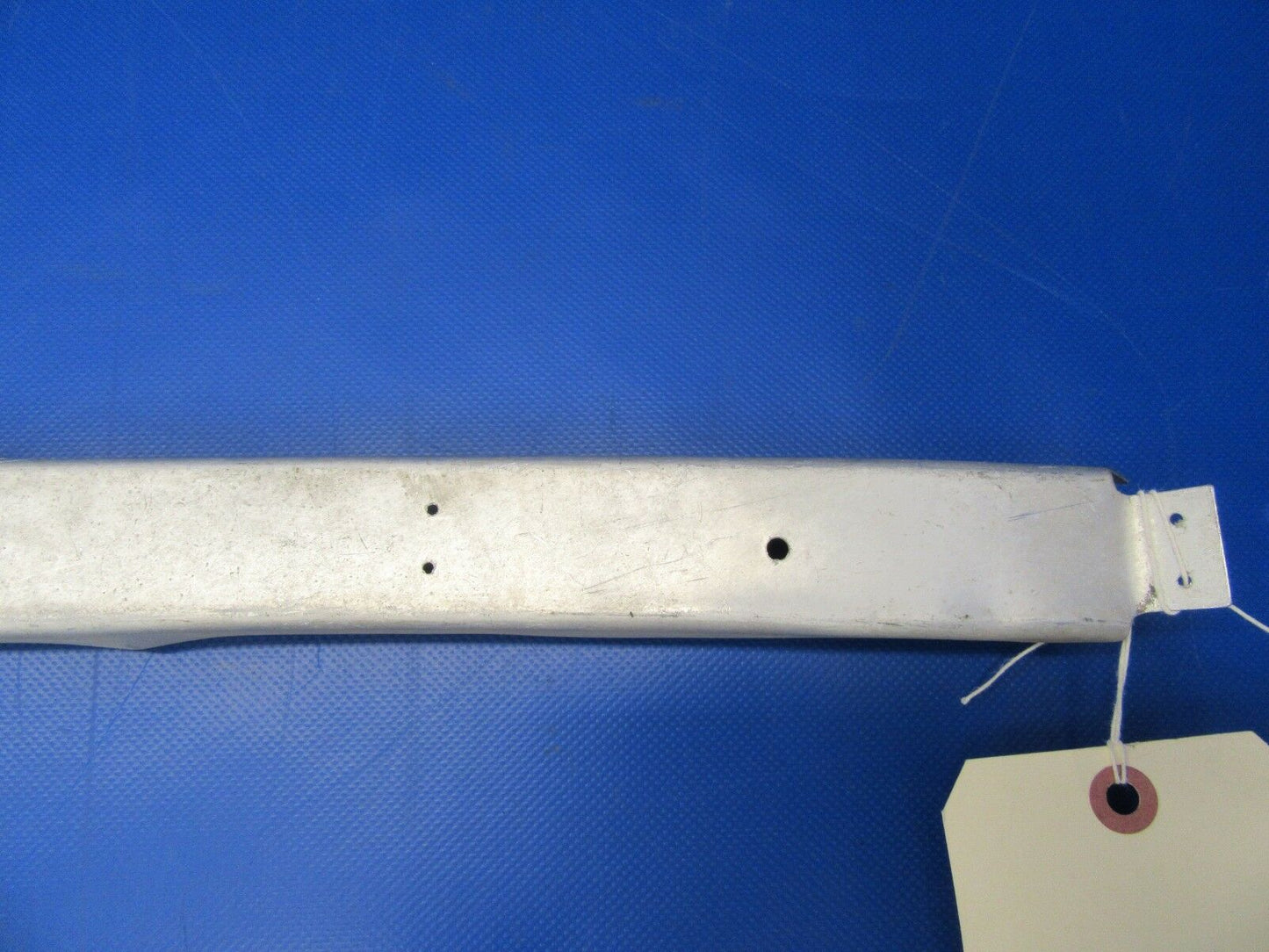 Cessna 172 182 Bulkhead RH P/N 0512020-2 (0918-37)