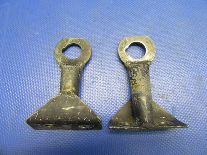 Brantly B2B Front Seats Mounts Lot of 2 (0921-512)