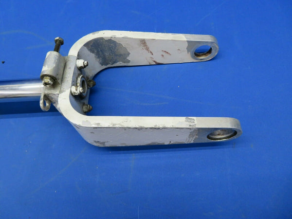 Rockwell Commander 112A Nose Gear Assy P/N 45002 (1020-460)