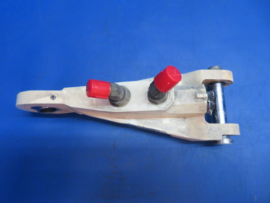 Piper Aerostar 602P Member Assy Nose Gear Drag Brace P/N 450563-01 (0123-639)
