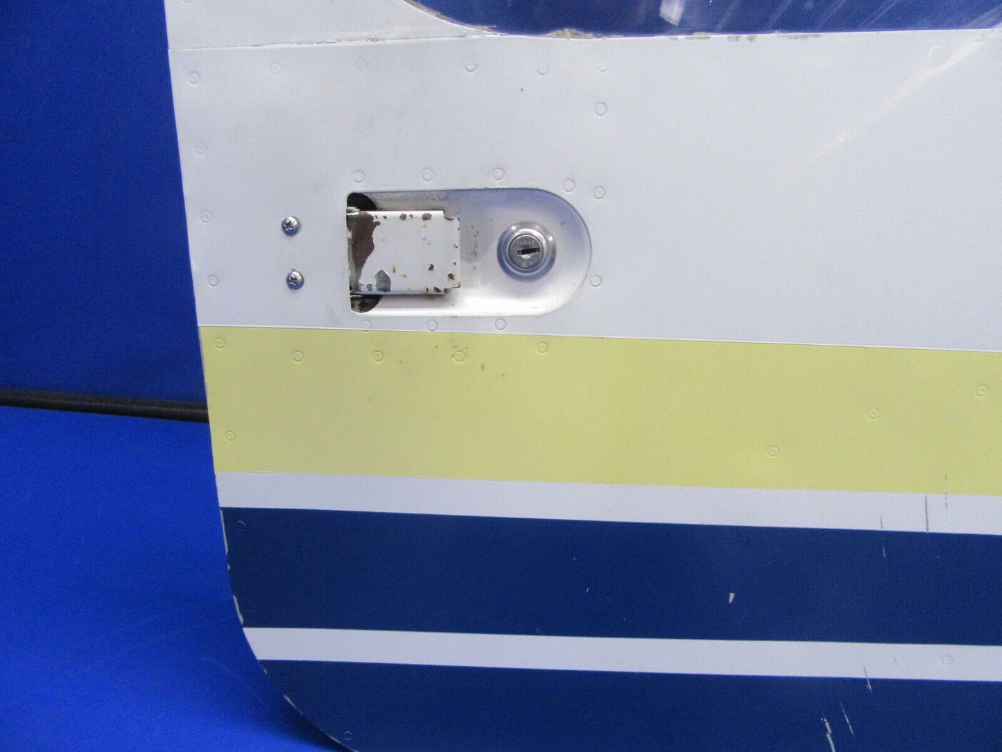Piper PA-28-235 Cabin Door Tint Clear NO KEY REPAIRED 79545-002 (0521-368)
