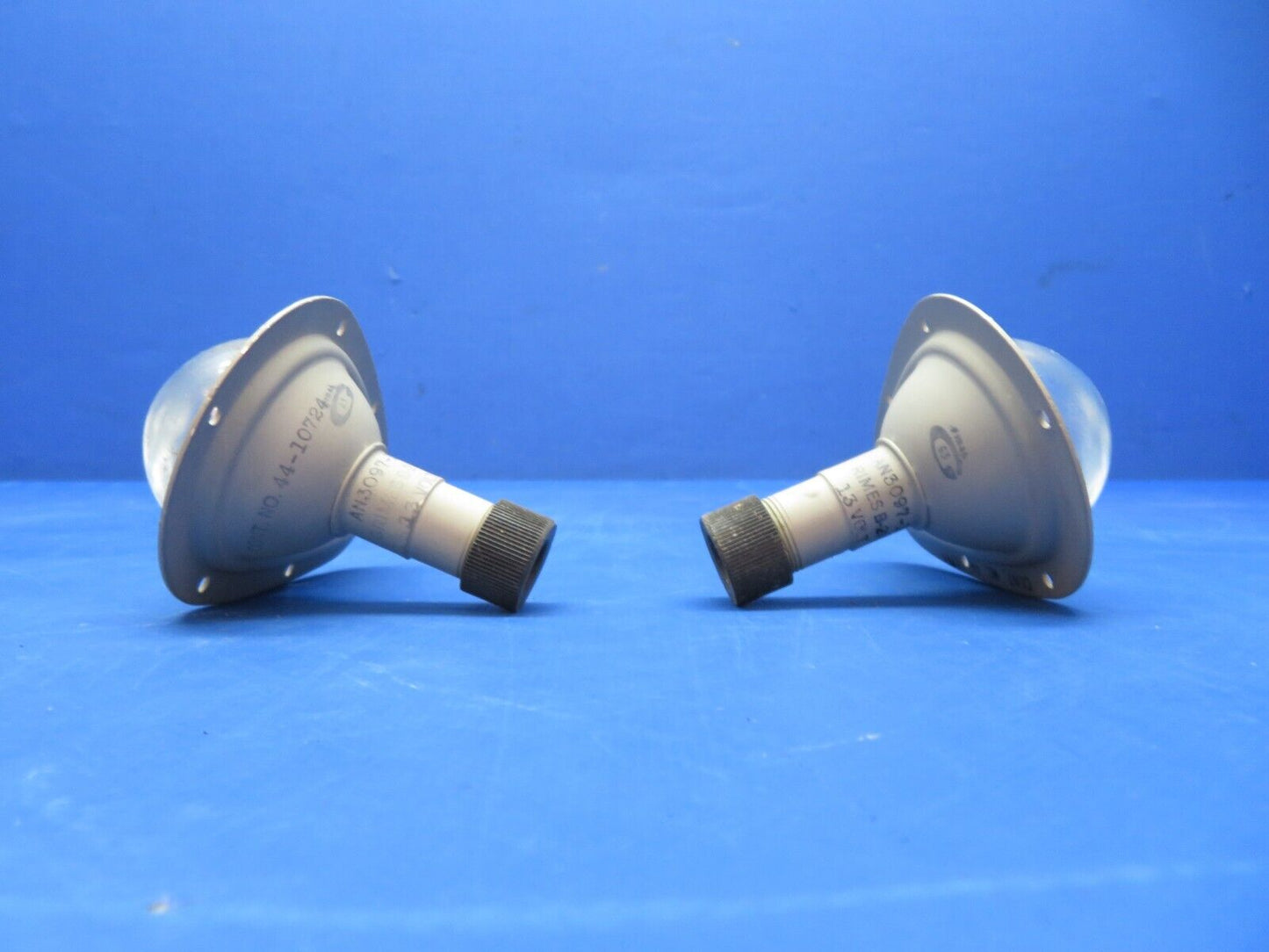 Grimes Aviation Upward Light 13v P/N AN3097-1 NOS LOT OF 2 (0923-550)