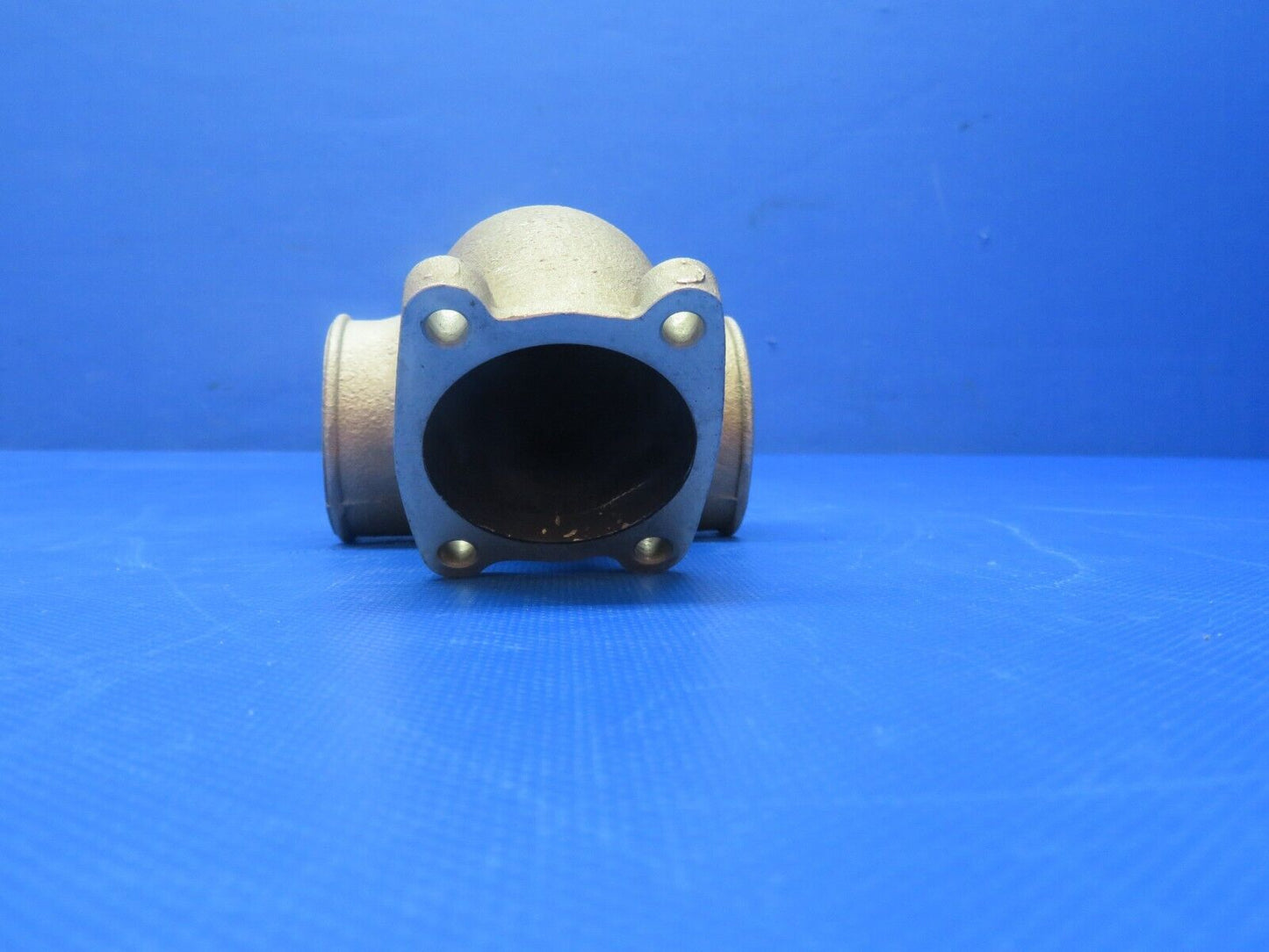 Continental IO-470-VO Intake Tube Elbow P/N 629138 LOT (0124-1143)