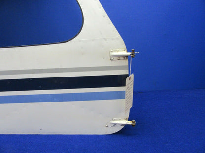 Piper PA-32-300 Cabin Door FWD NO KEY NO GLASS 68185-00, 68185-000 (1121-543)