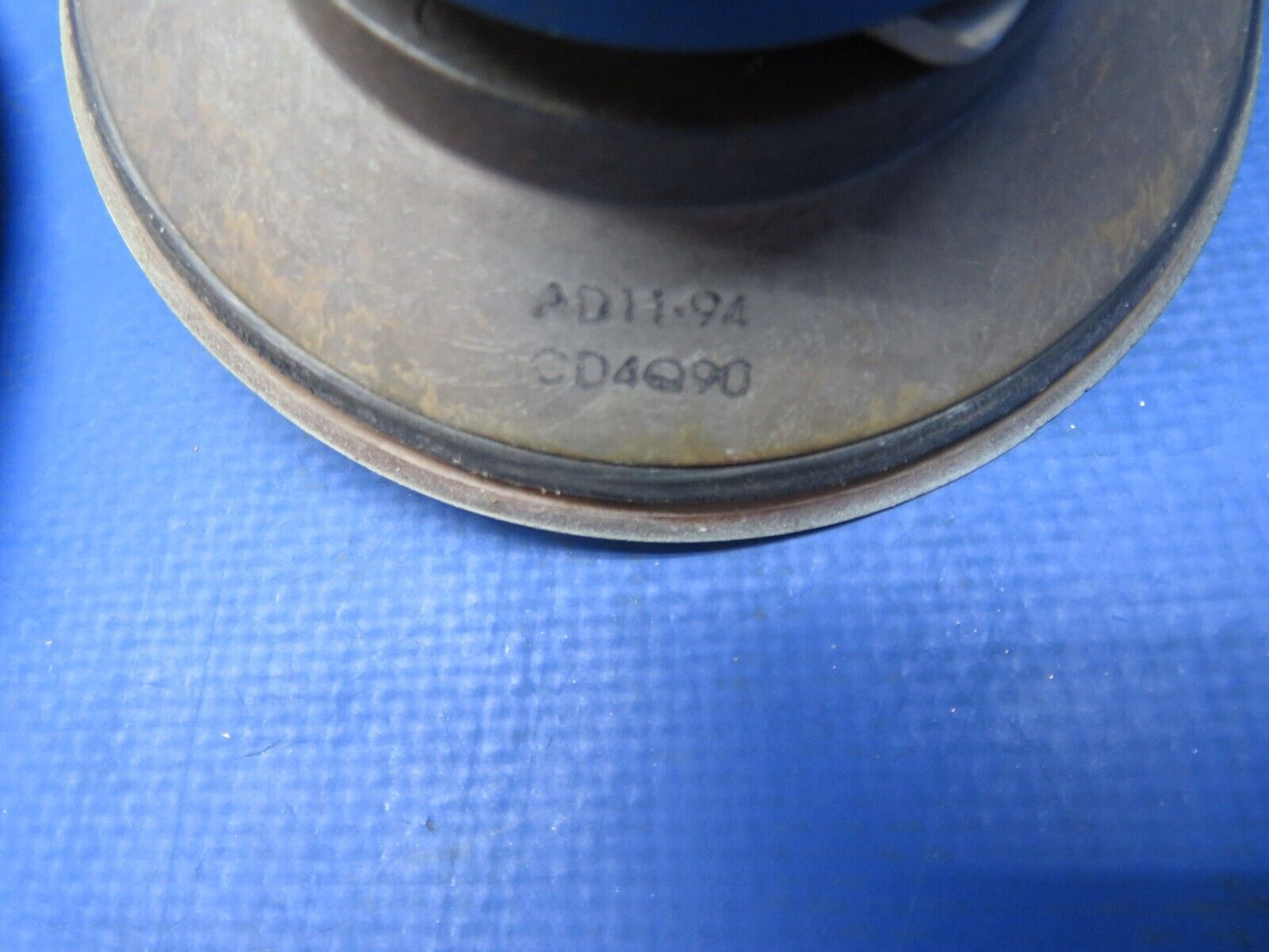Cessna 310 / 310I Fuel Filler Adapter & Cap Assy P/N 0823410-3 (0923-688)