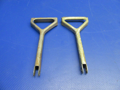 1956 Cessna 182 Brake / Rudder Pedal Links P/N 0411564 (0821-604)