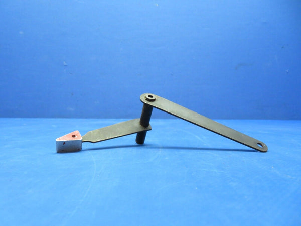 Piper PA-28R  Flap Control Lever & Emergency Gear Extender 67582-00 (1123-442)