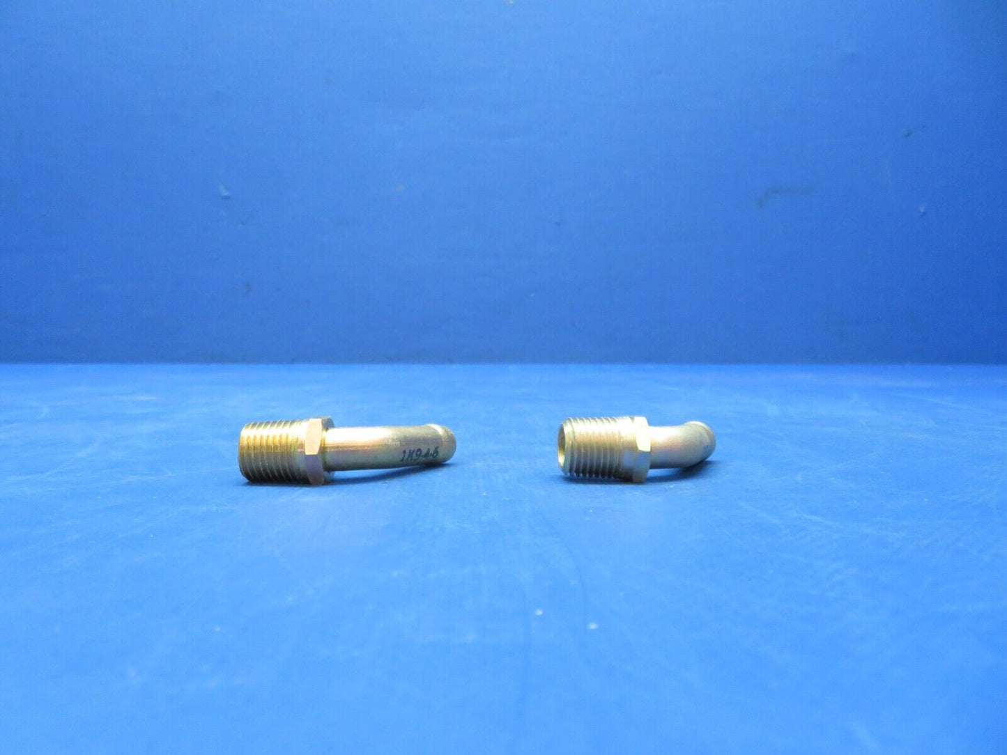 Tempest Fitting 60 Degree P/N 1K9-4-6 LOT OF 2 NOS (0923-568)
