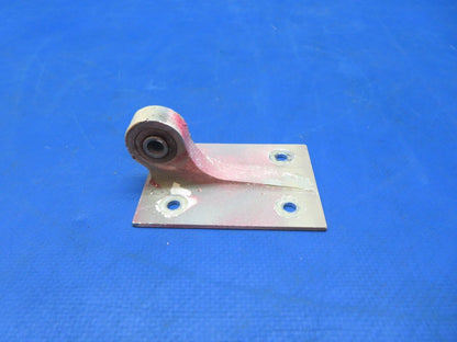 Mooney M20 / M20C Hinge Aileron Bearing Middle / OTBD P/N 210107 (1023-340)