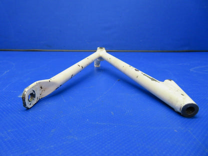 Cessna 177RG Support Main Gear Actuator RH P/N 2041014-2 (0621-770)