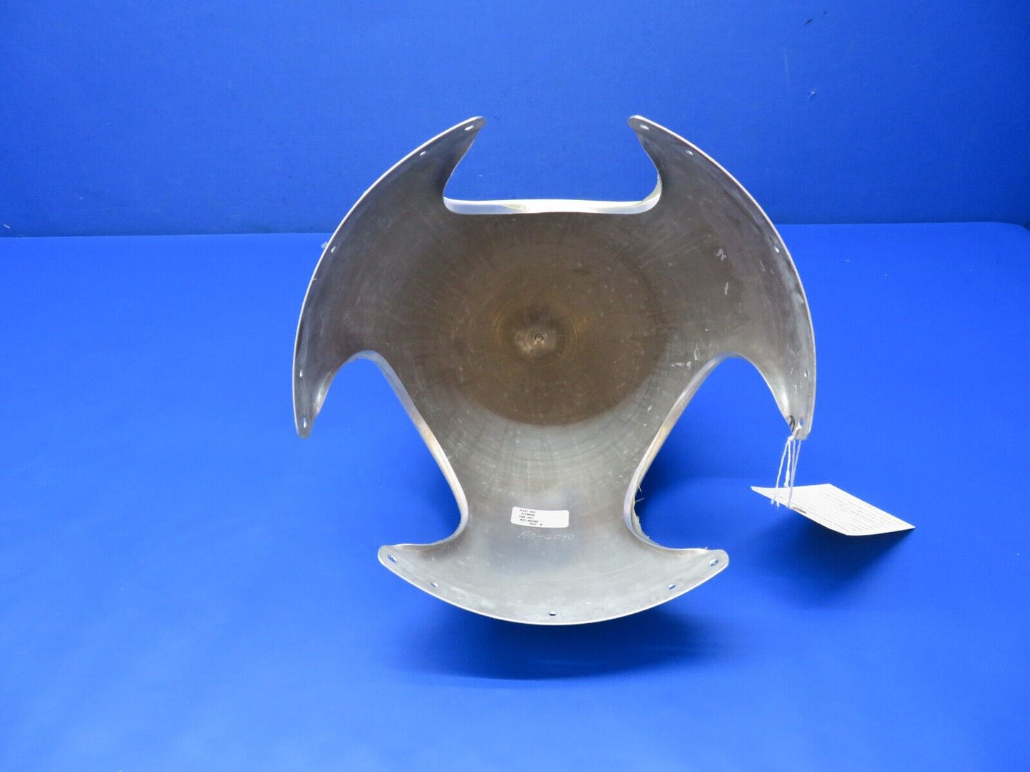 Hartzell Spinner 3 Blade Propeller P/N C1904 NOS (0922-336)