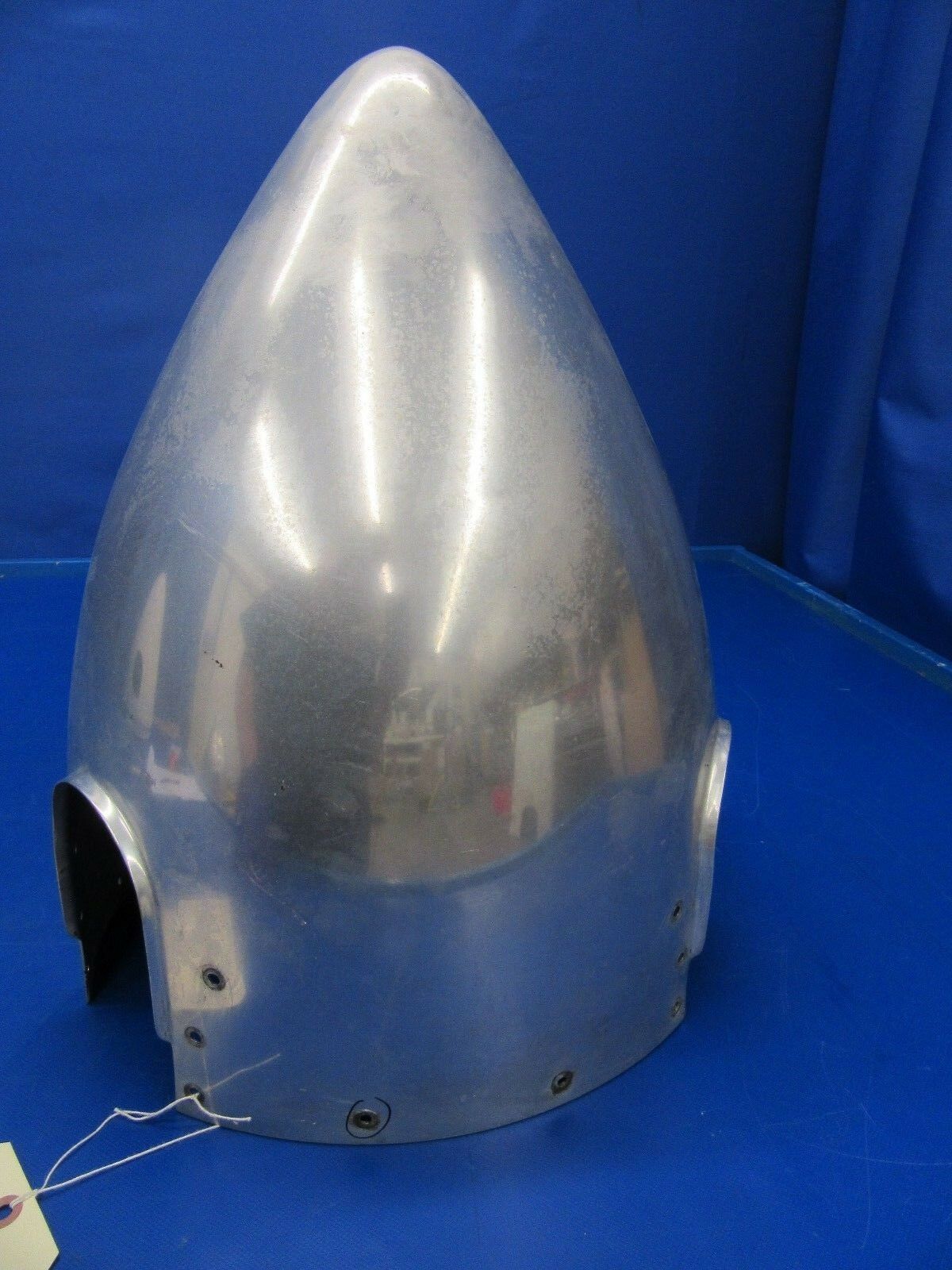 Hartzell Beech 3 Bladed Spinner P/N 96-960022-27 (0418-152)