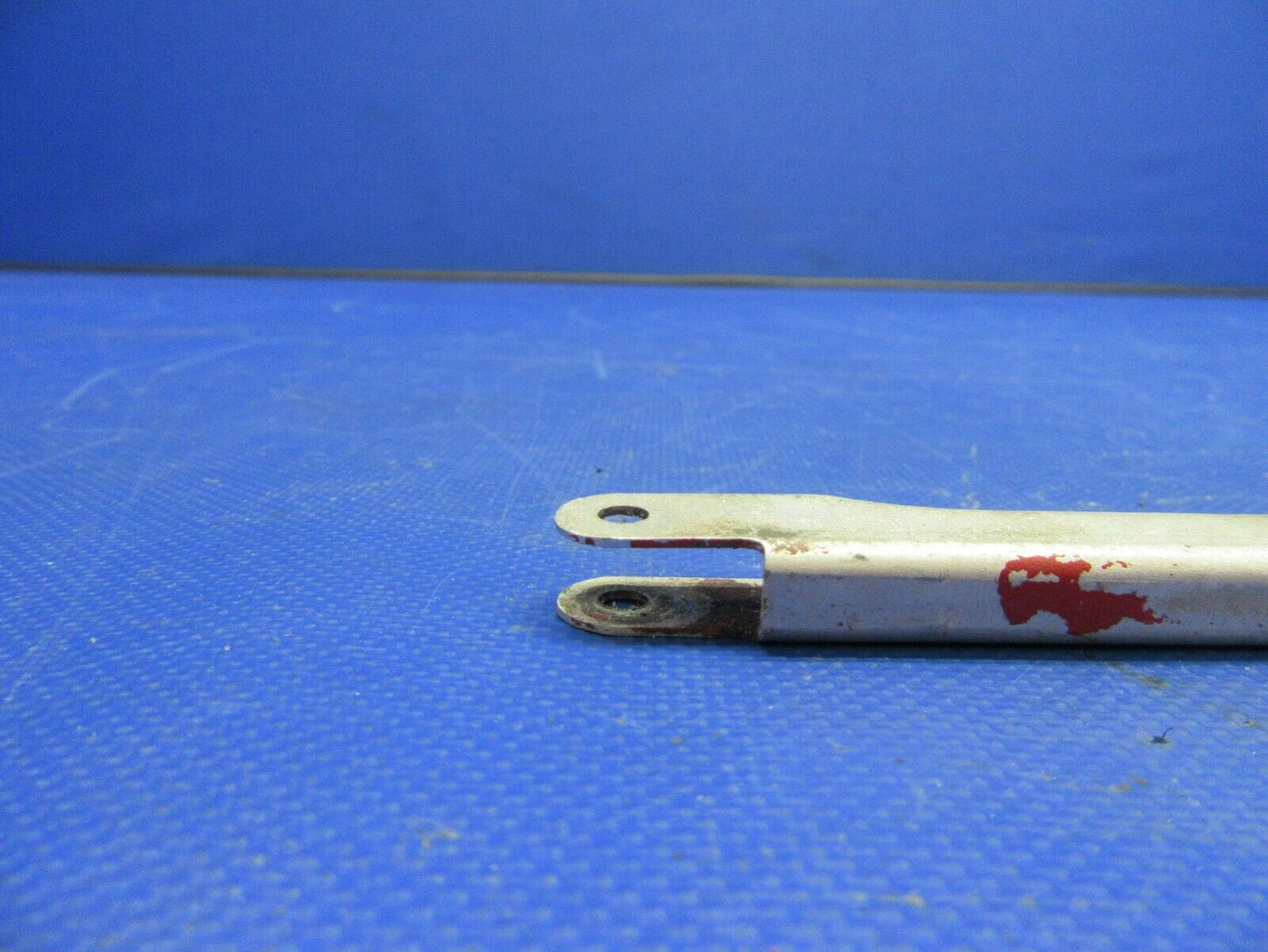 Cessna 172 Elevator Push Pull Channel P/N 0532001-47 (0921-536)