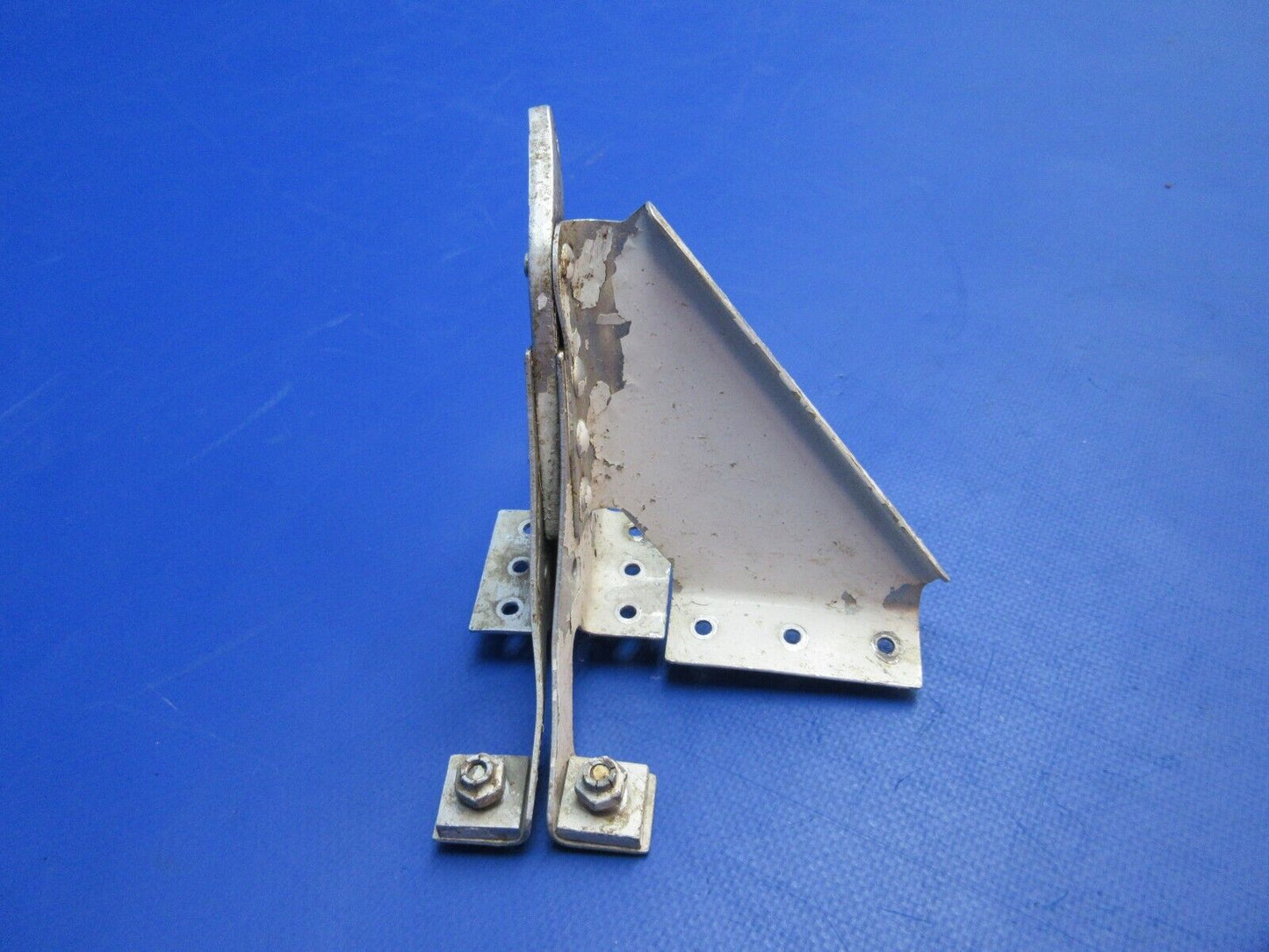 Cessna 210 Hinge Assy LH Nose Gear Door P/N 1217012-7 (1023-997)